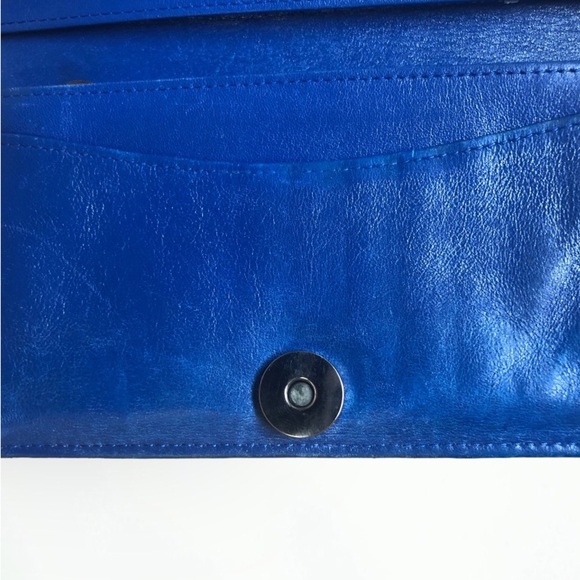 Chanel Classic Electric Blue Quilted Patent Leather CC Bifold Wallet, EC w COA - Picture 10 of 16